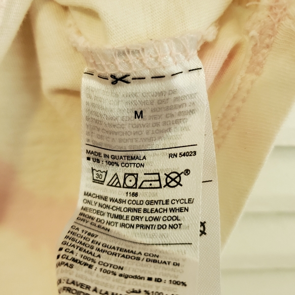 Old Navy pink and white tie dye shirt, size M - Picture 6 of 8